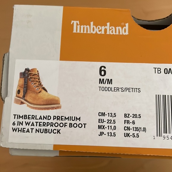 Timberland army/camouflage waterproof 6M/M/6 Toddler brand new/not worn - Picture 10 of 11